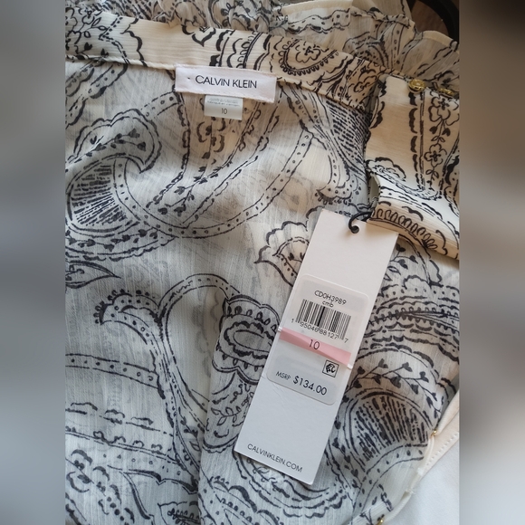 Calvin Klein Long-sleeved Dress - Picture 9 of 9